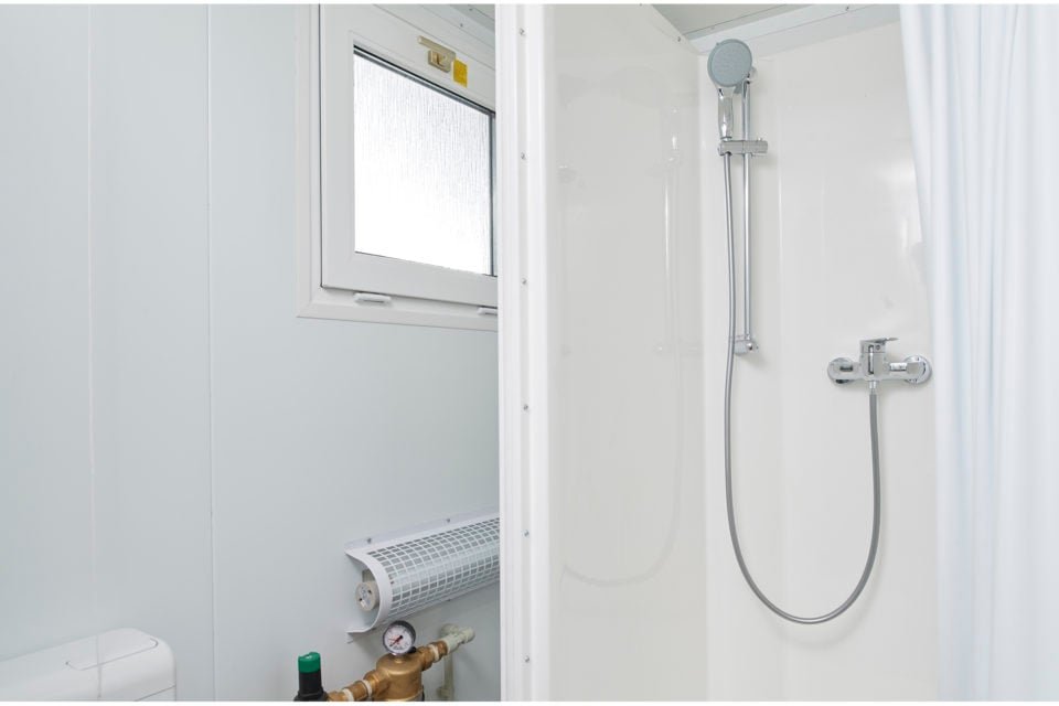 2.4m x 1.4m Mains Toilet/Shower